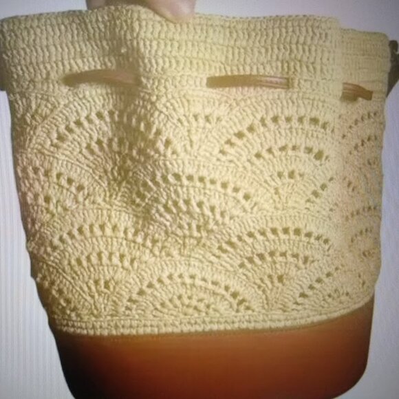 Sezane NWOT La Maroquinerie Sézane Paris 'Alma' cream w-brown leather bucket bag - Picture 5 of 16